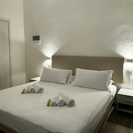 The Flash - Hotel 2*